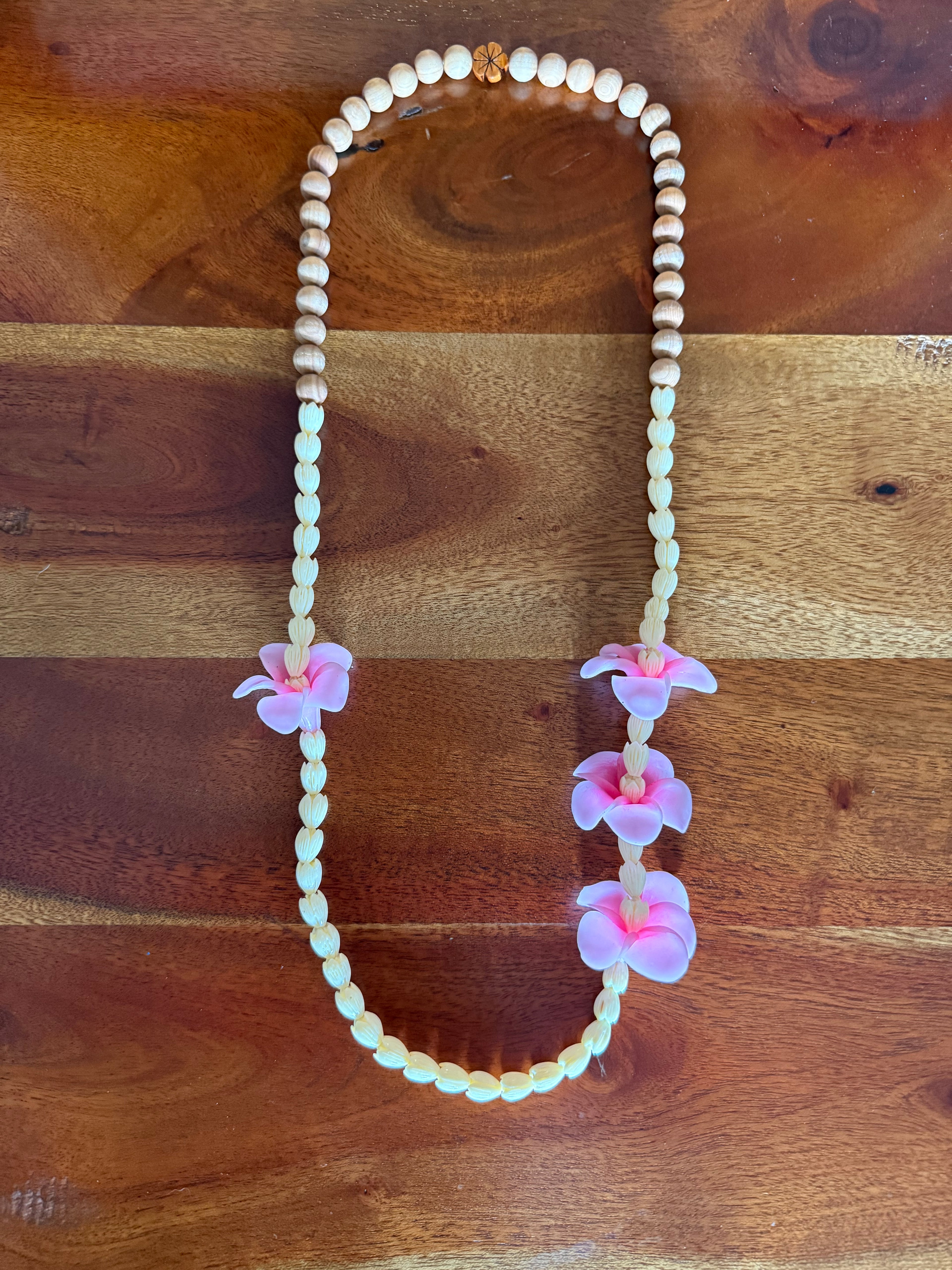Pink Hibiscus (4) Lei w/White Pikake & Cedar