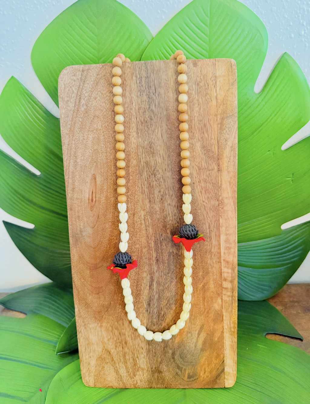 Grad Lei Red and Black
